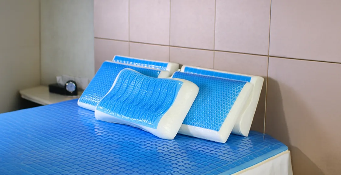 Cool gel memory foam pillow article cover