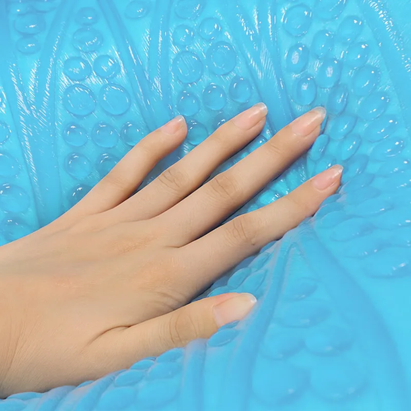 hand-pressed-gel